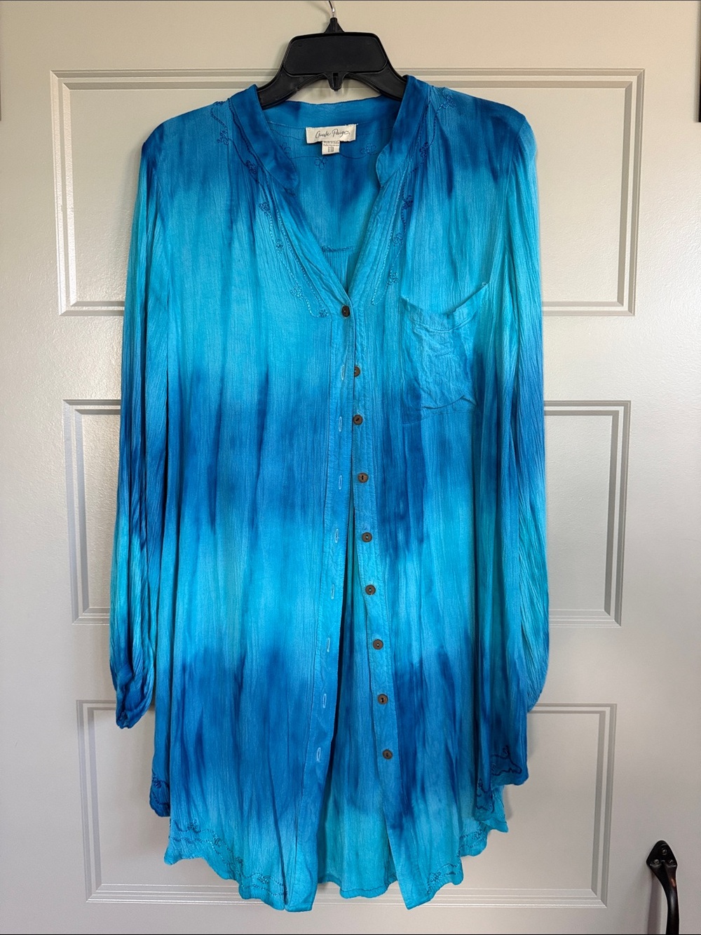 Charlie Paige Turquoise to Deep Blue Ombre Button-Down Swim Cover Up